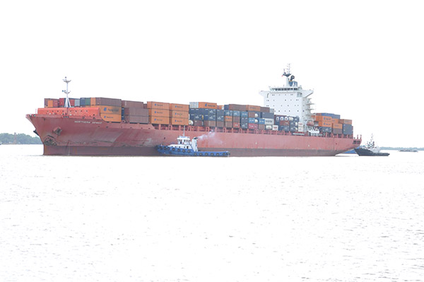 tau lai dat chuyen dung azimuth