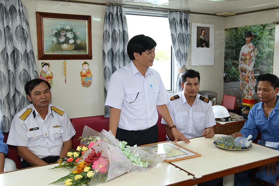 marine salvage Service Award