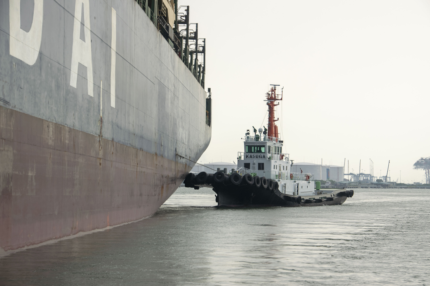 tugboat in vietnam